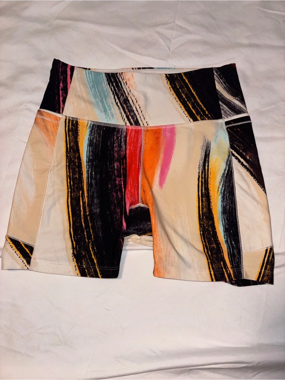 CALIA WOMEN’S ENERGIZE, HIGH-RISE BIKE SHORTS. Size Medium